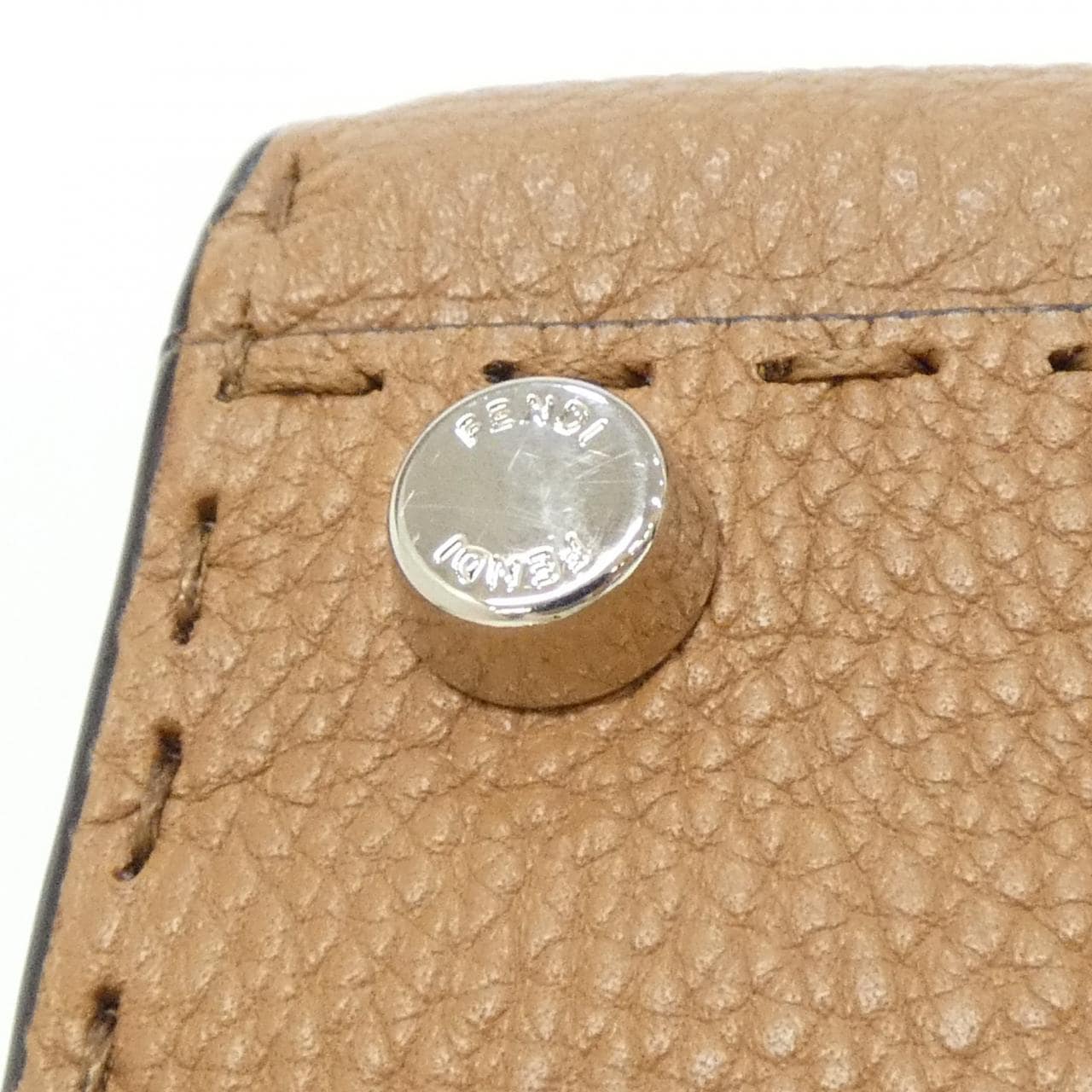 フェンディ ピーカブー 写真3