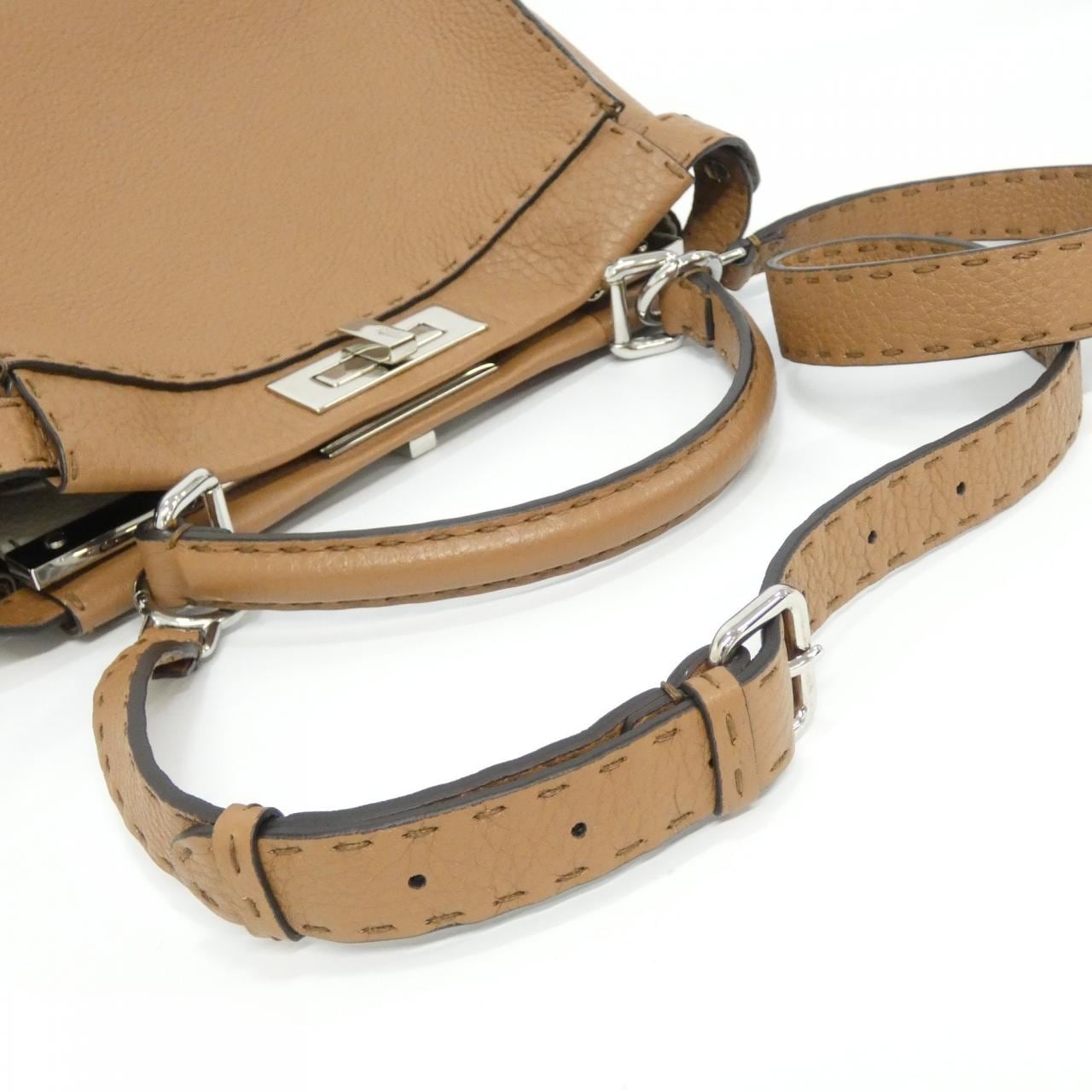 フェンディ ピーカブー 写真6