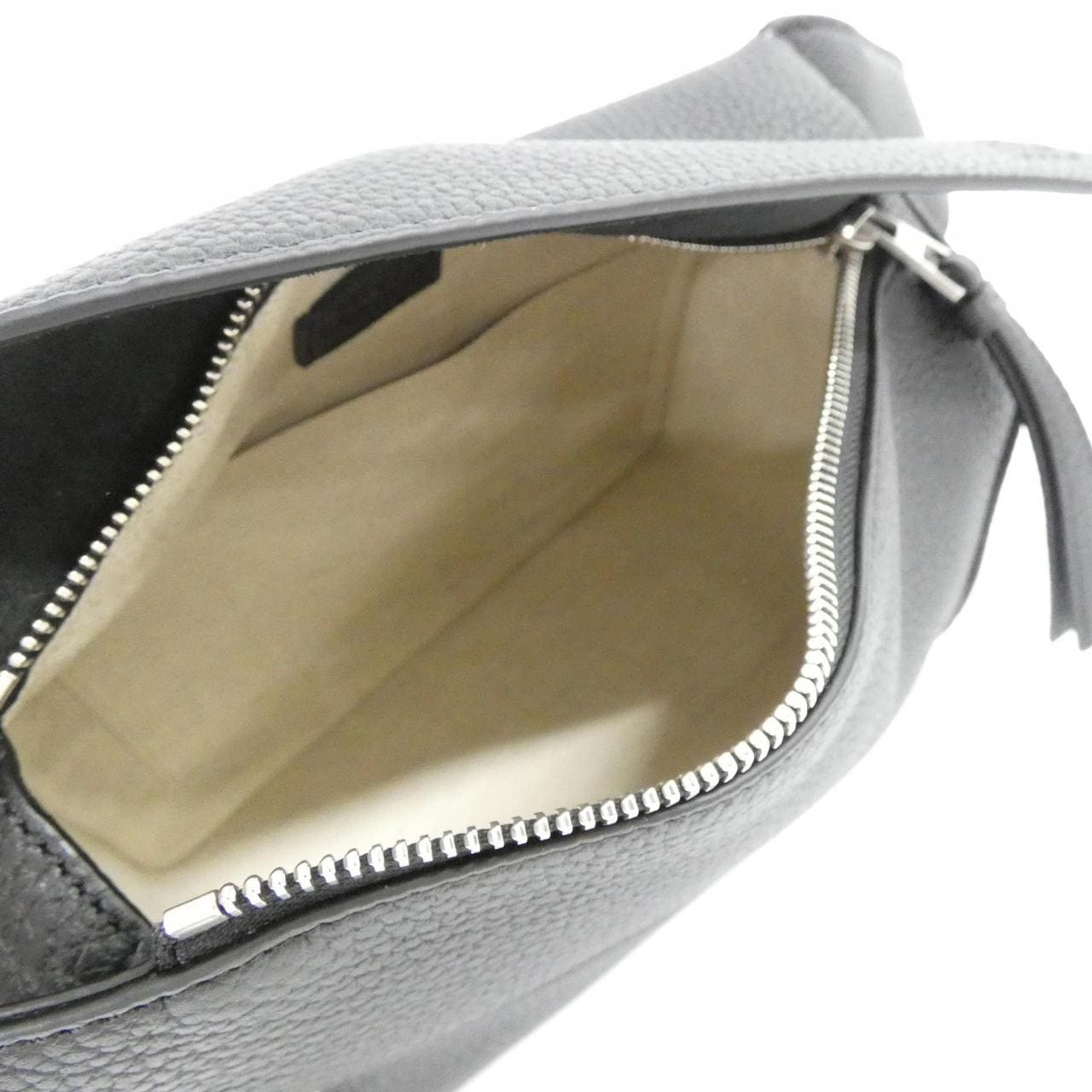 ロエベ パズル 写真6