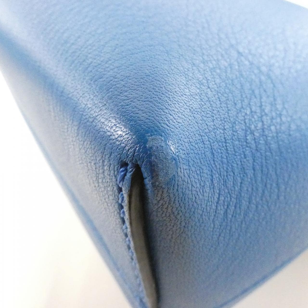 フェンディ バイザウェイ 写真3