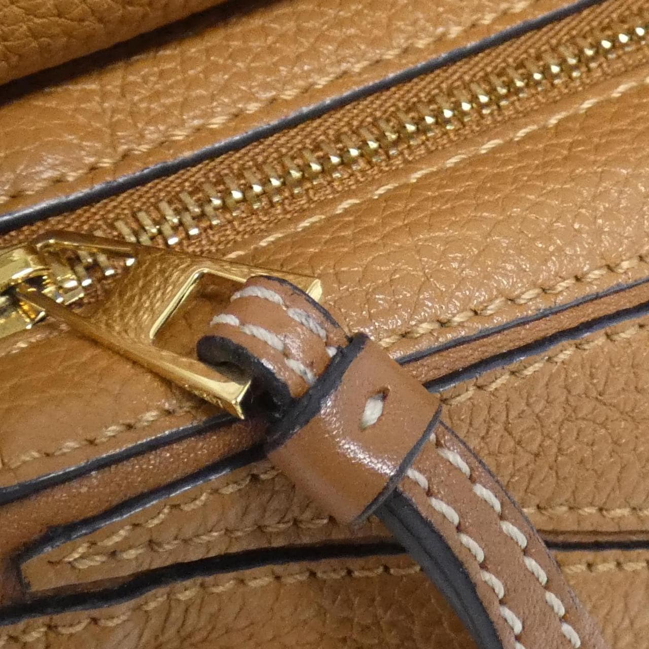 ロエベ パズル 写真6