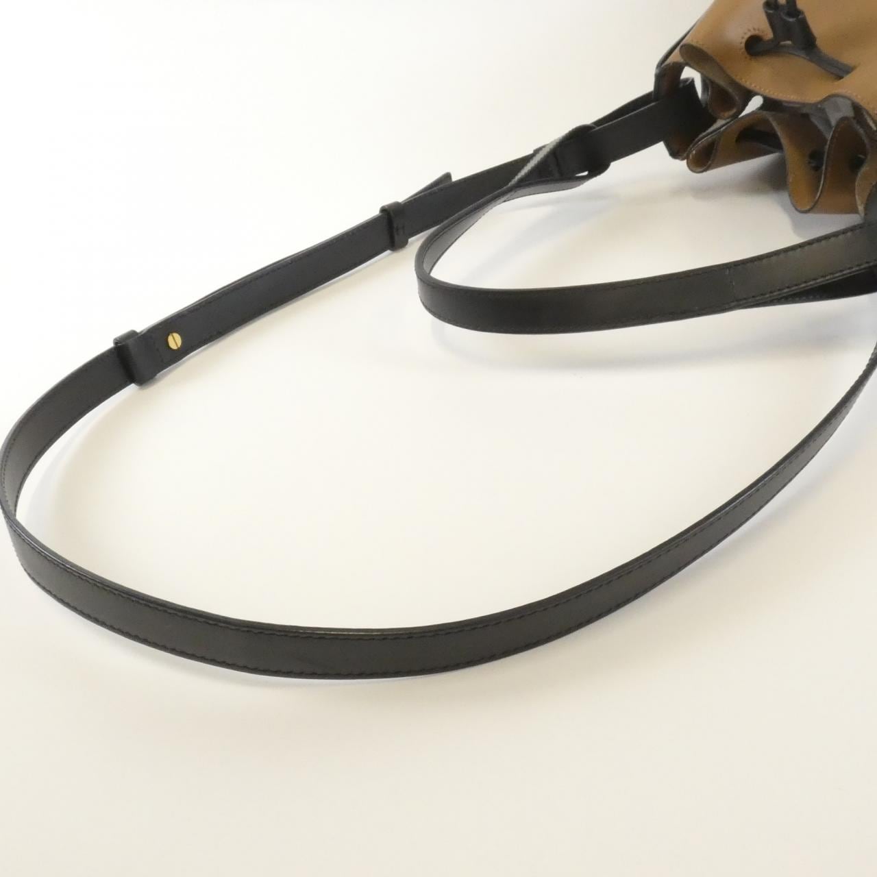 ロエベ バルーン 写真6