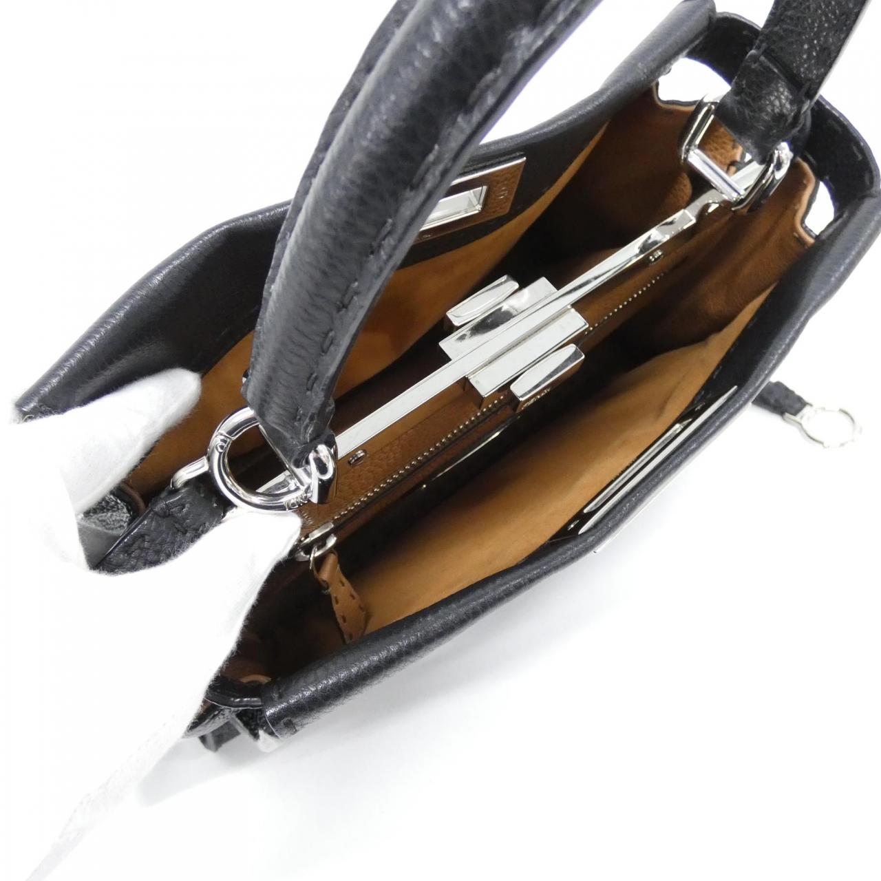 フェンディ ピーカブー 写真8