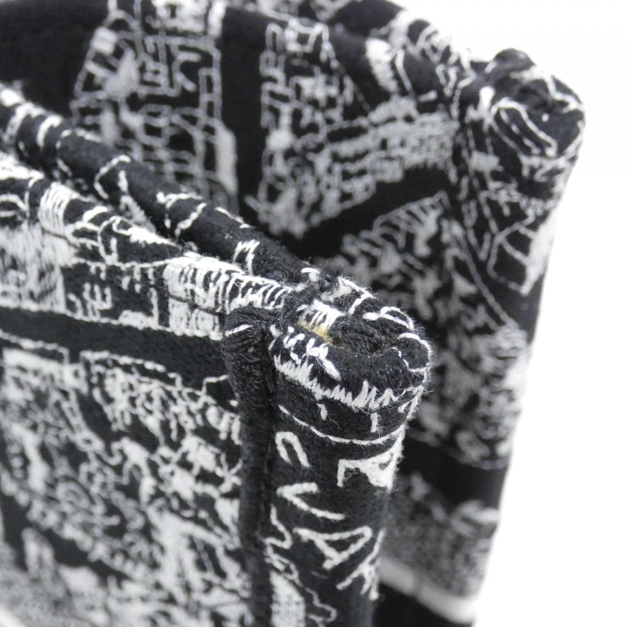 ディオール ブックトート 写真5