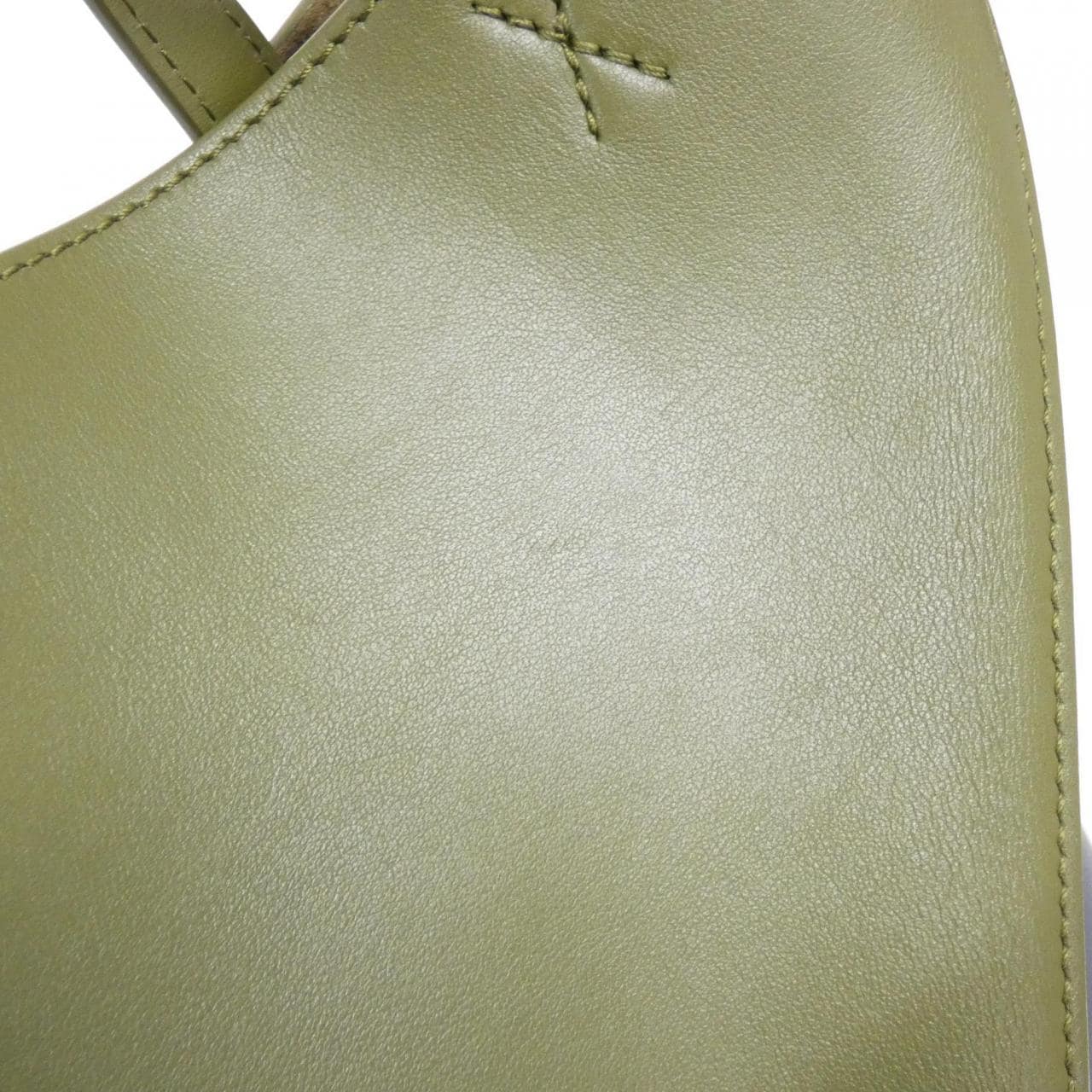 ロエベ パズル 写真4