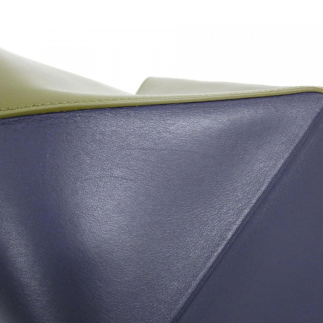 ロエベ パズル 写真5