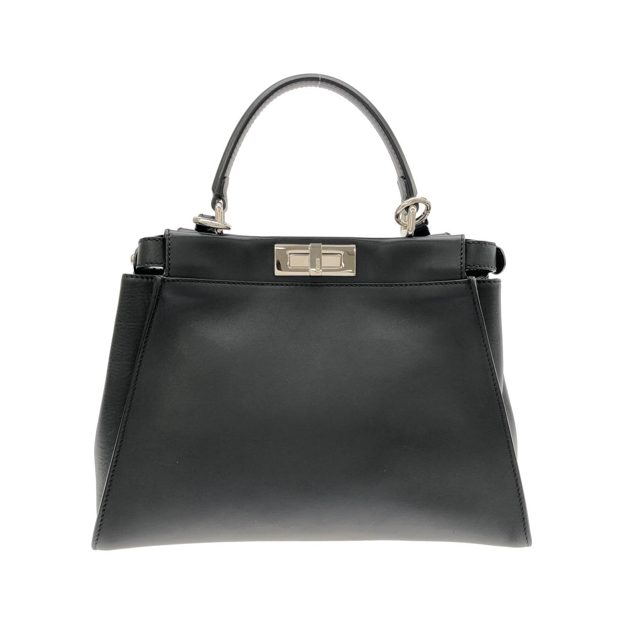 フェンディ ピーカブー 写真2