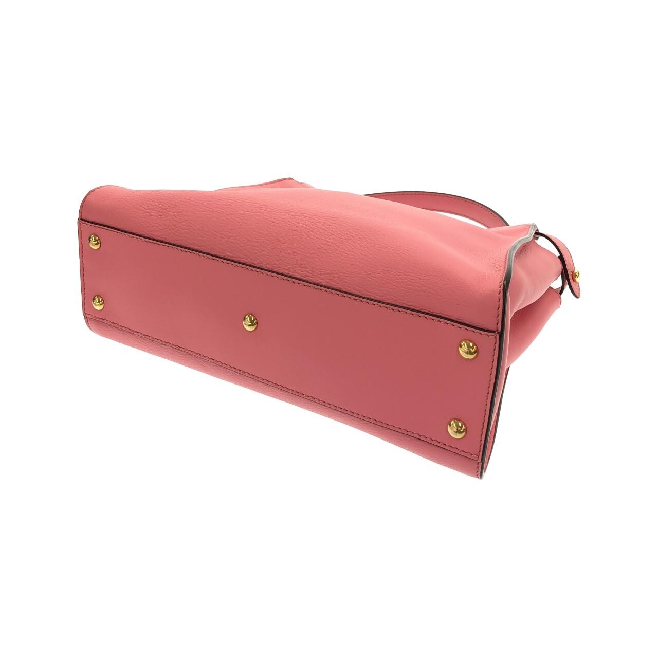 フェンディ ピーカブー 写真2