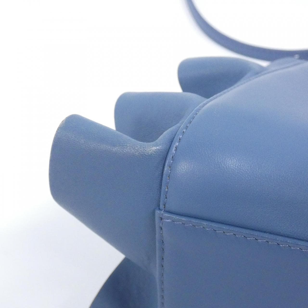 フェンディ ピーカブー 写真2