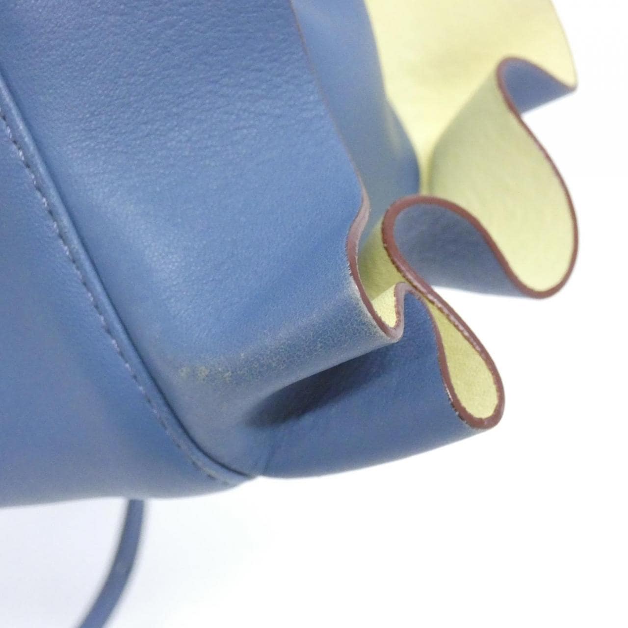 フェンディ ピーカブー 写真3