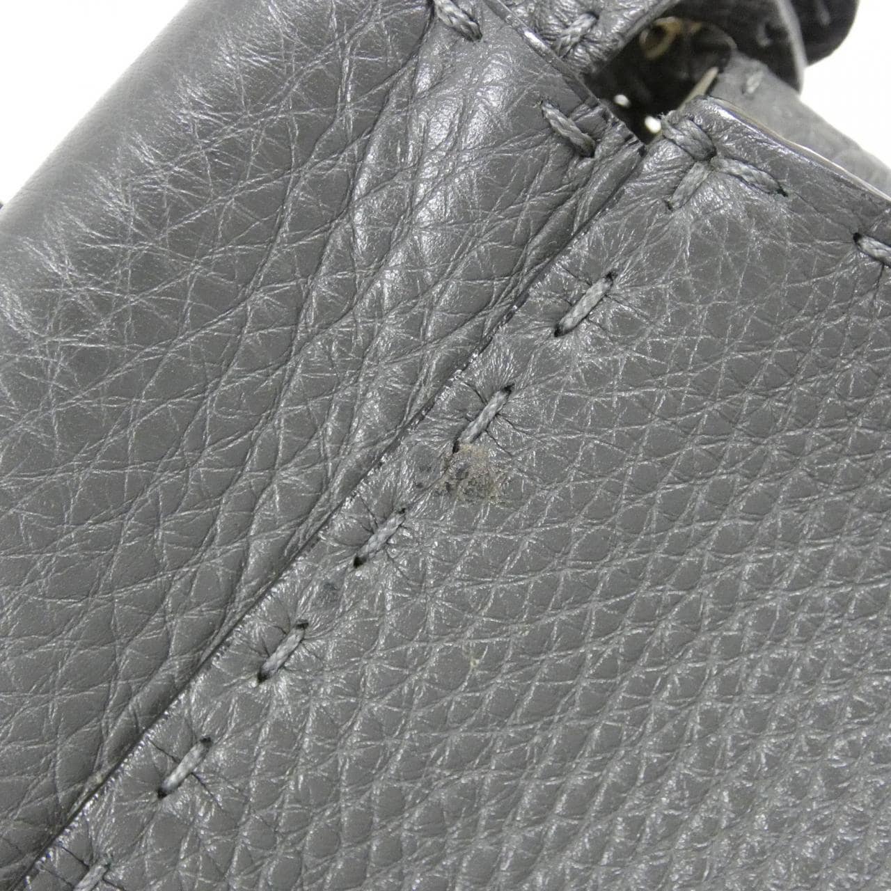 フェンディ ピーカブー 写真5