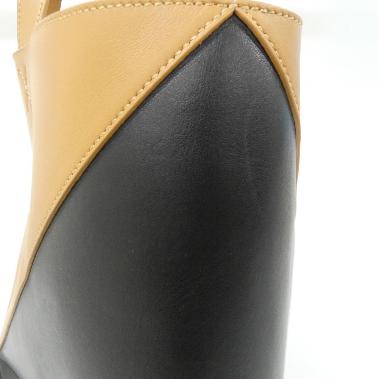 ロエベ パズル 写真5