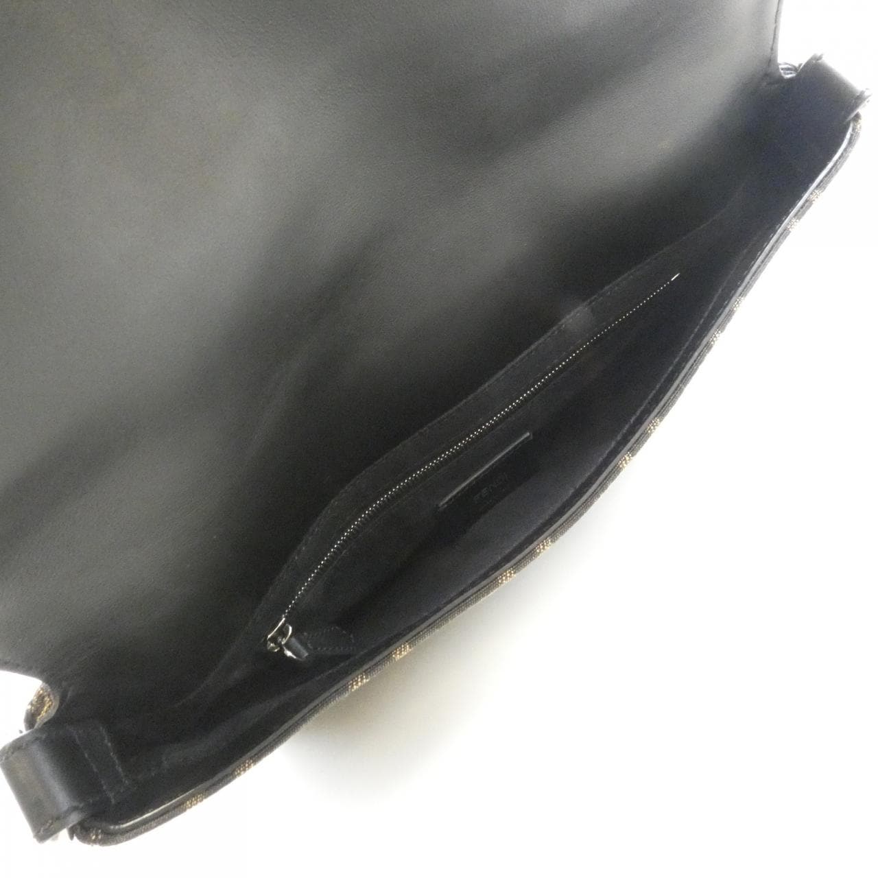 フェンディ バゲット 写真5