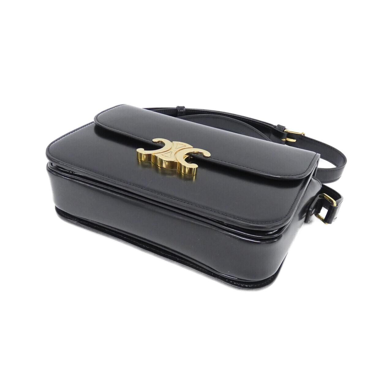 セリーヌ トリオンフ 写真3