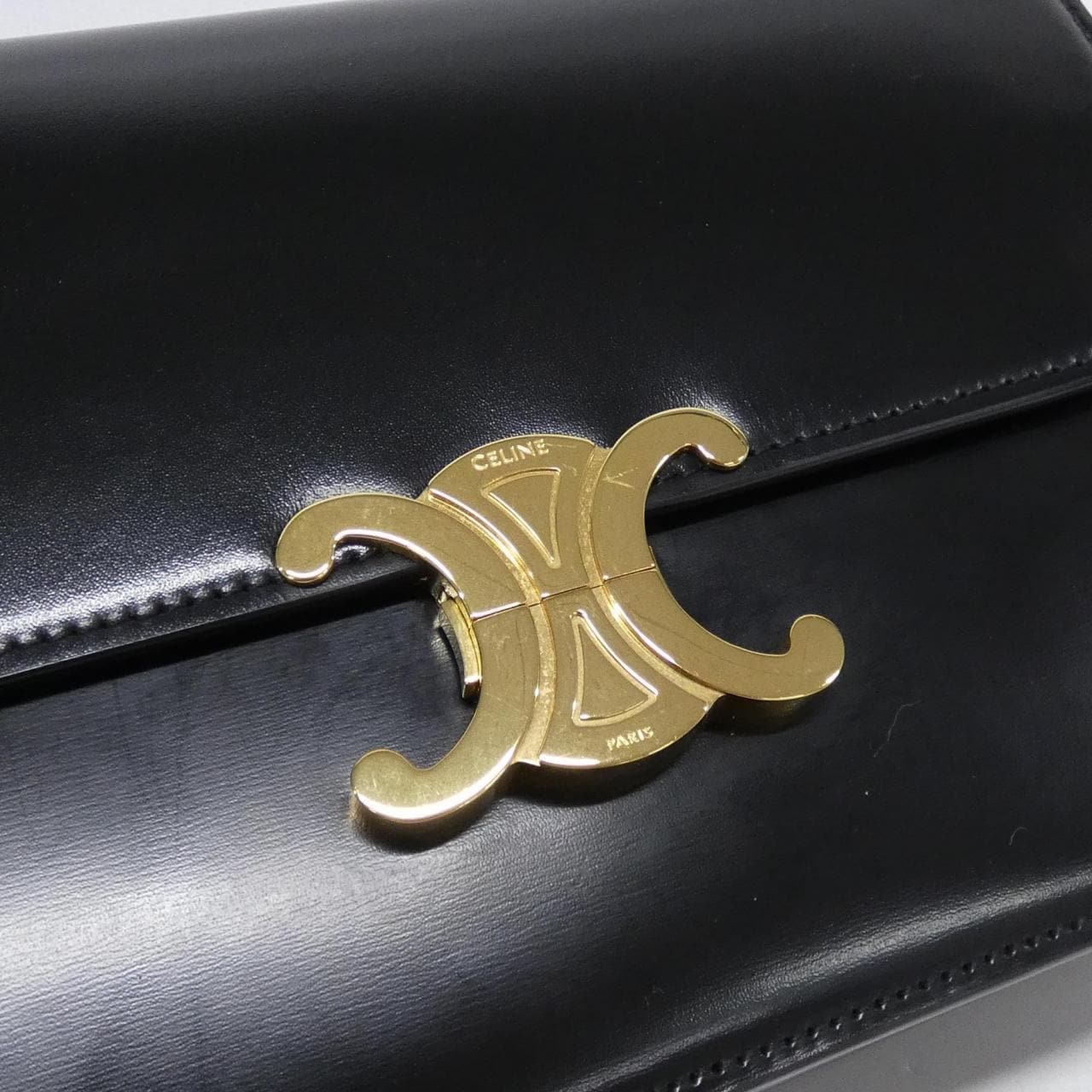 セリーヌ トリオンフ 写真4