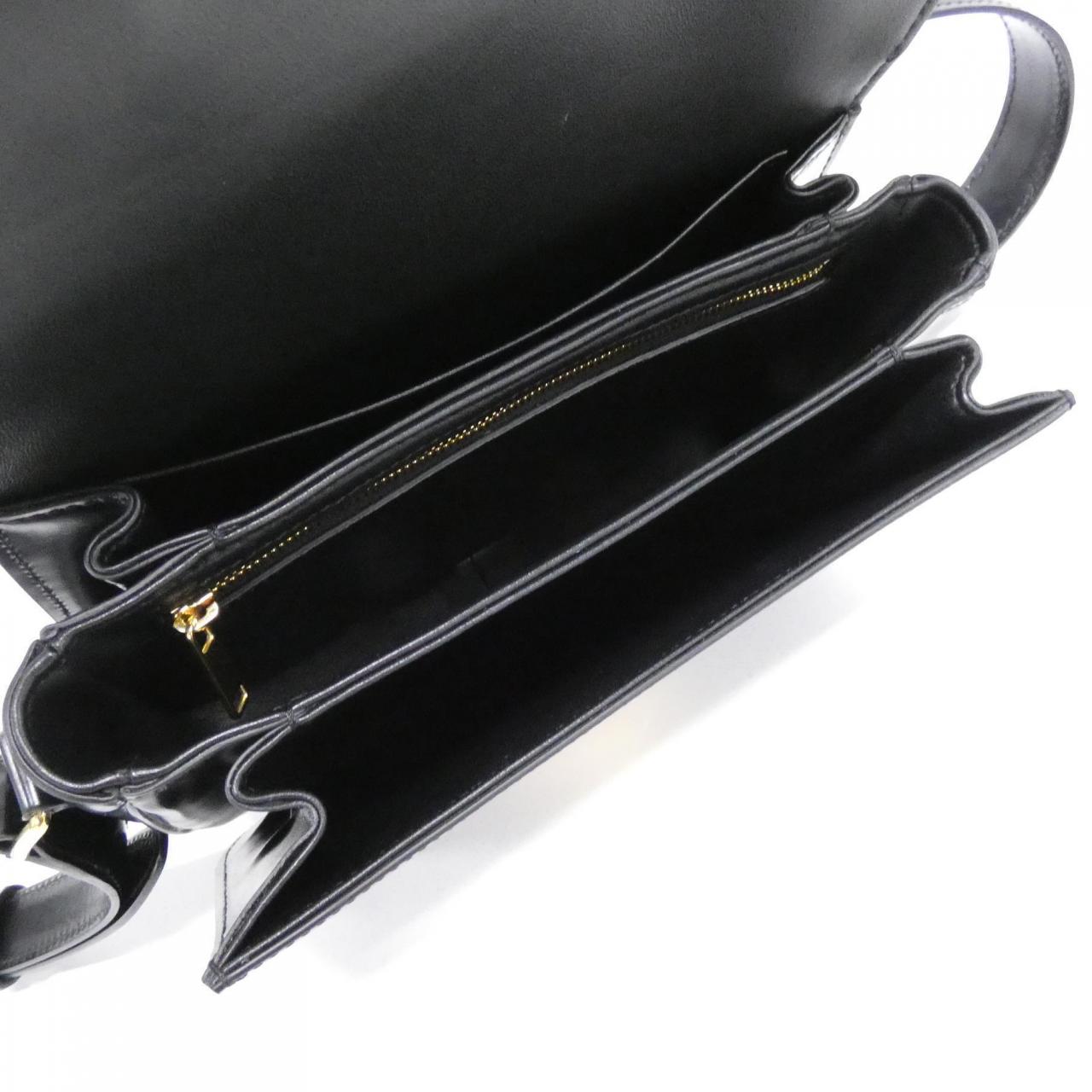 セリーヌ トリオンフ 写真6