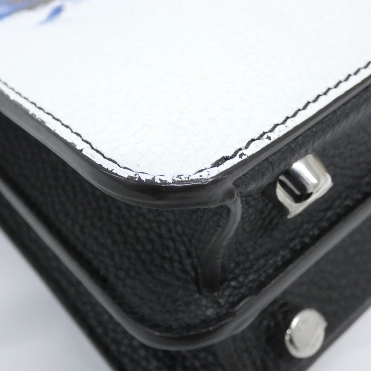 フェンディ ピーカブー 写真3