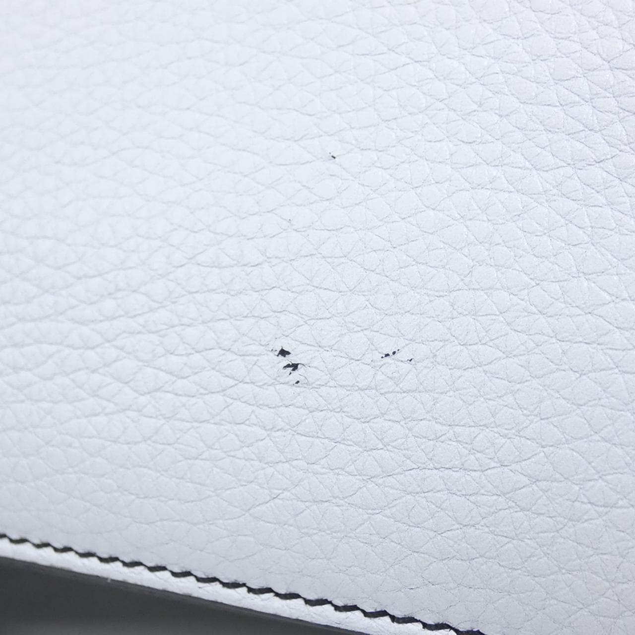 フェンディ ピーカブー 写真5