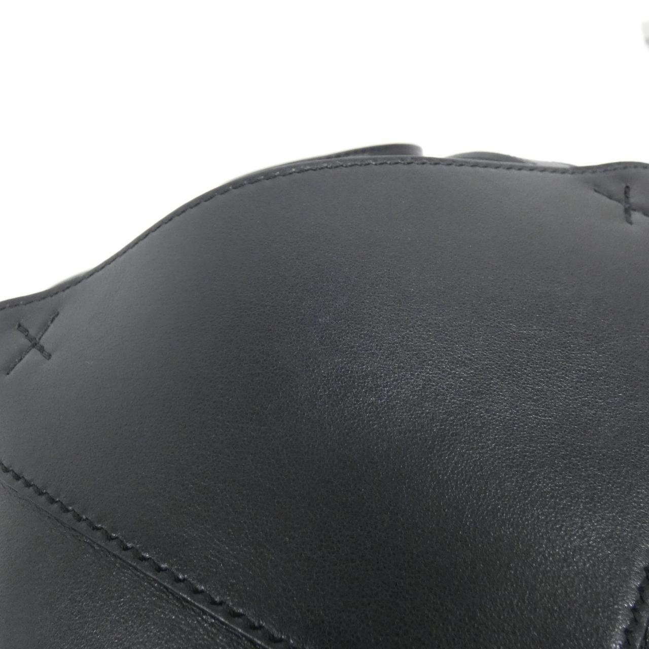 ロエベ パズル 写真5