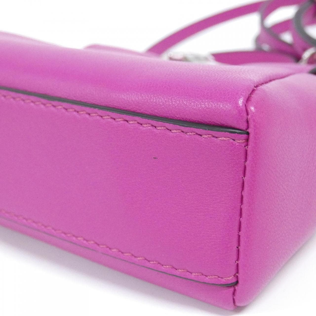 フェンディ ピーカブー 写真2