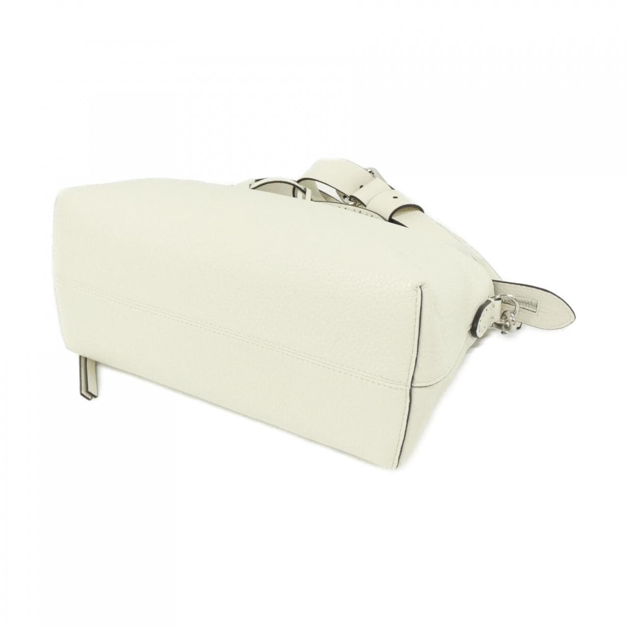 フェンディ バイザウェイ 写真2