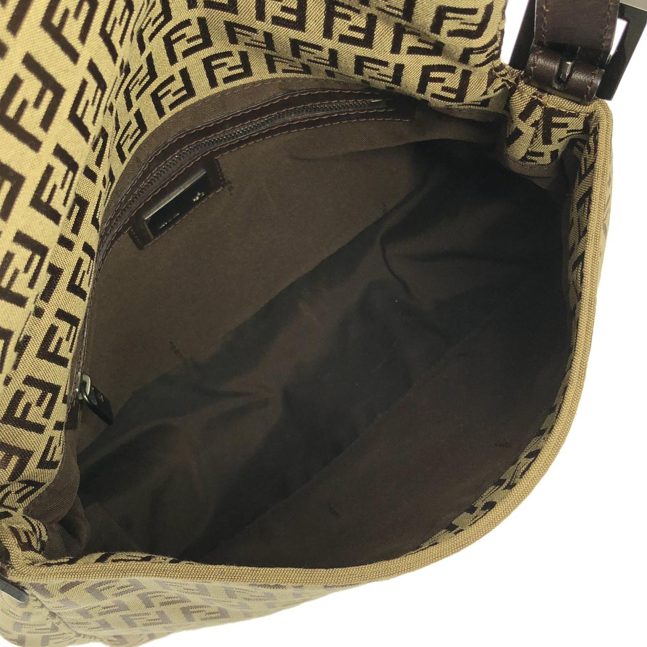 フェンディ バゲット 写真8