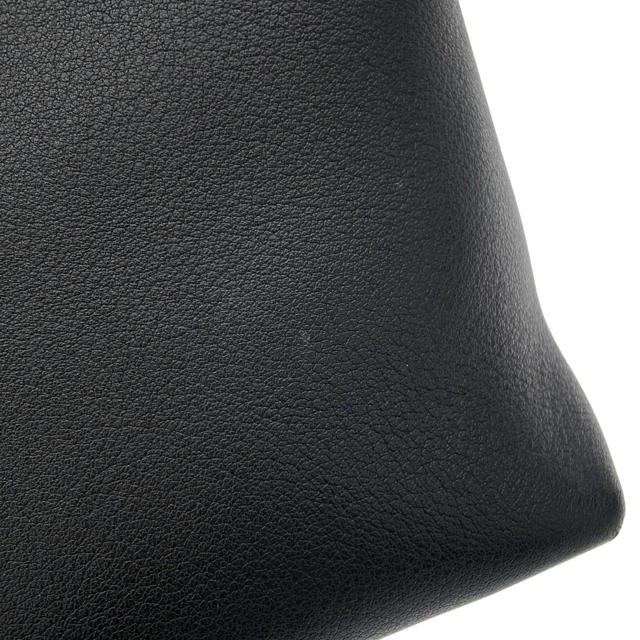 フェンディ バイザウェイ 写真4