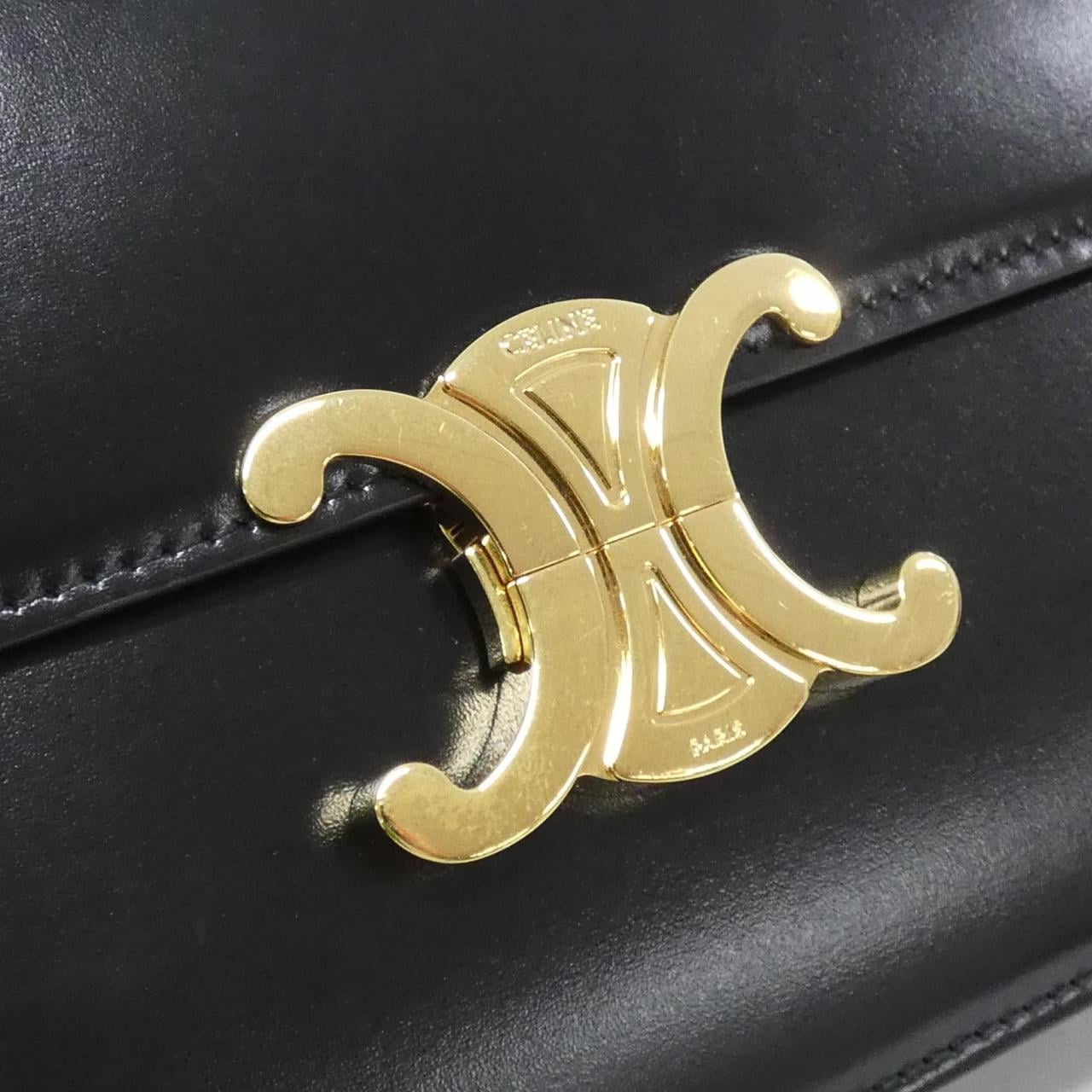 セリーヌ トリオンフ 写真5