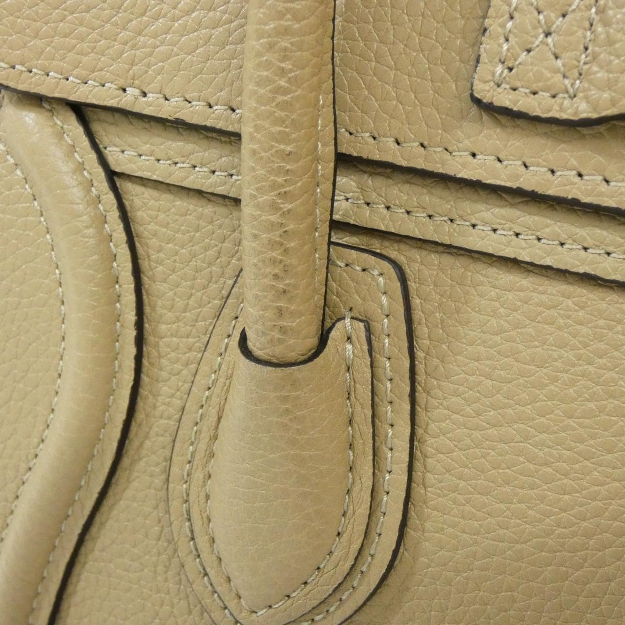 セリーヌ ラゲージ ナノ 写真5