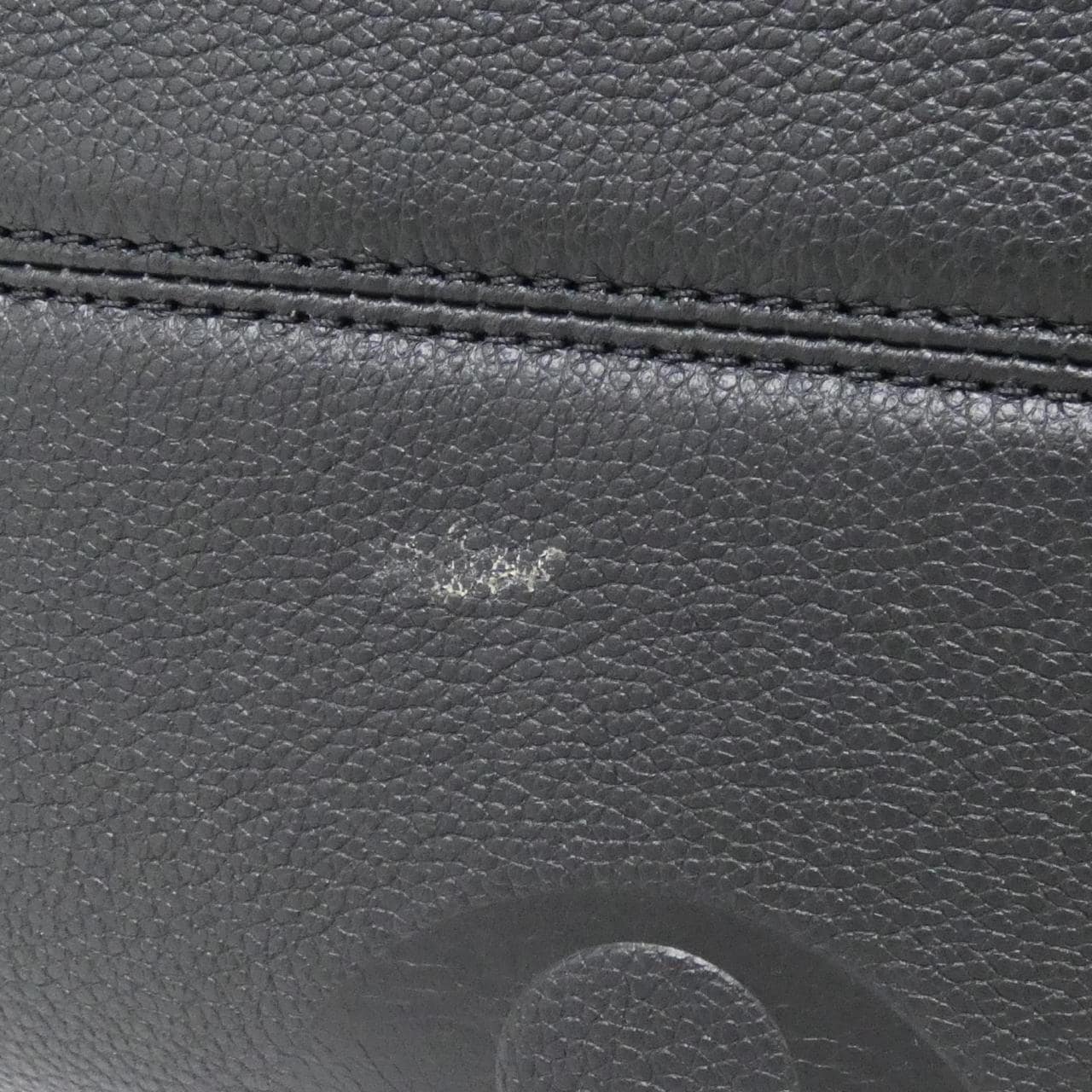 ルイ・ヴィトン オンザゴー 写真3