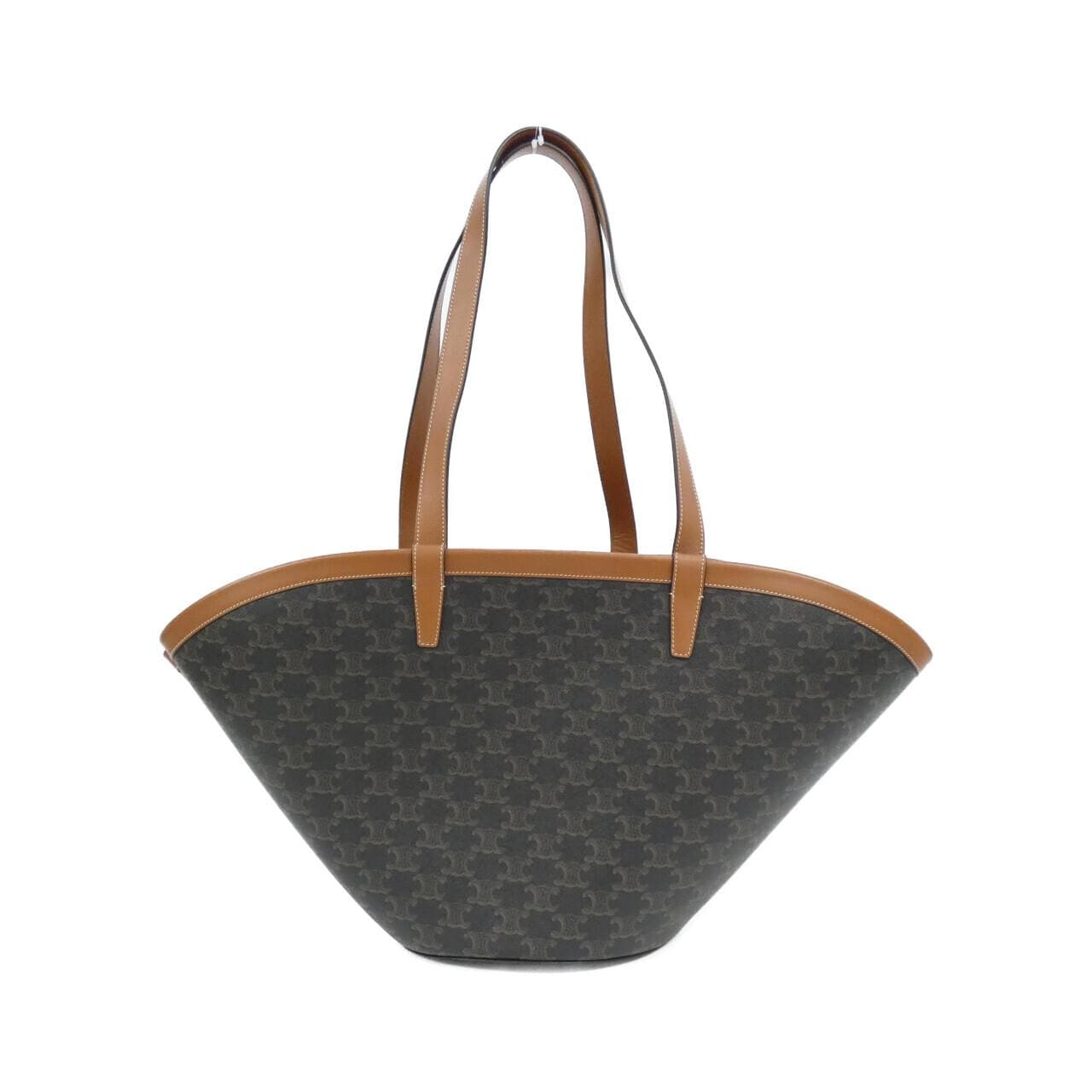 セリーヌ トリオンフ 写真2