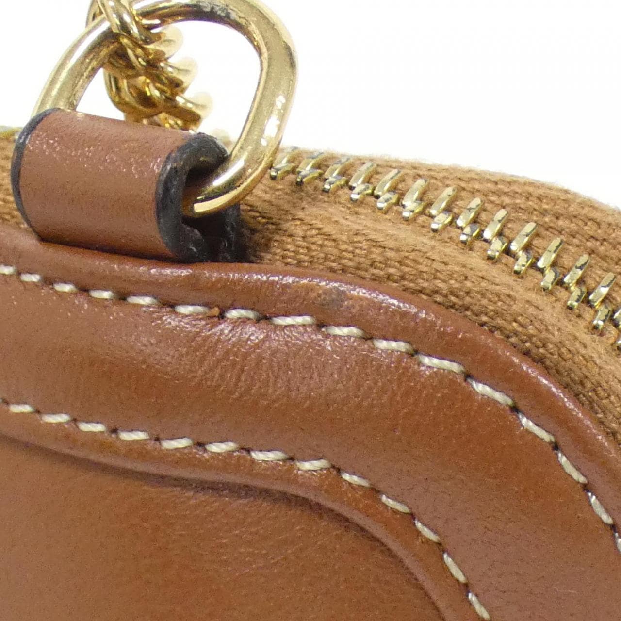 セリーヌ トリオンフ 写真6