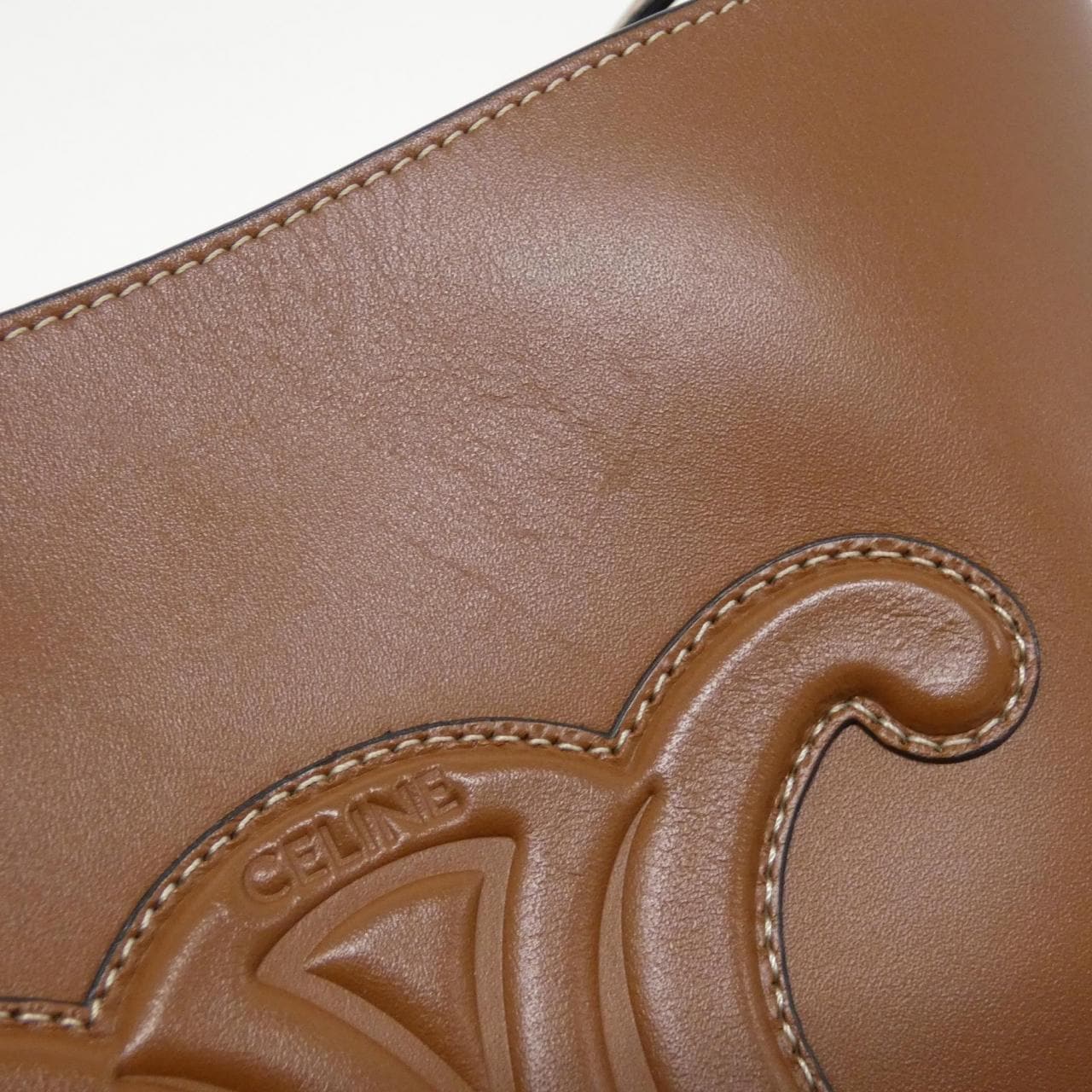 セリーヌ トリオンフ 写真6