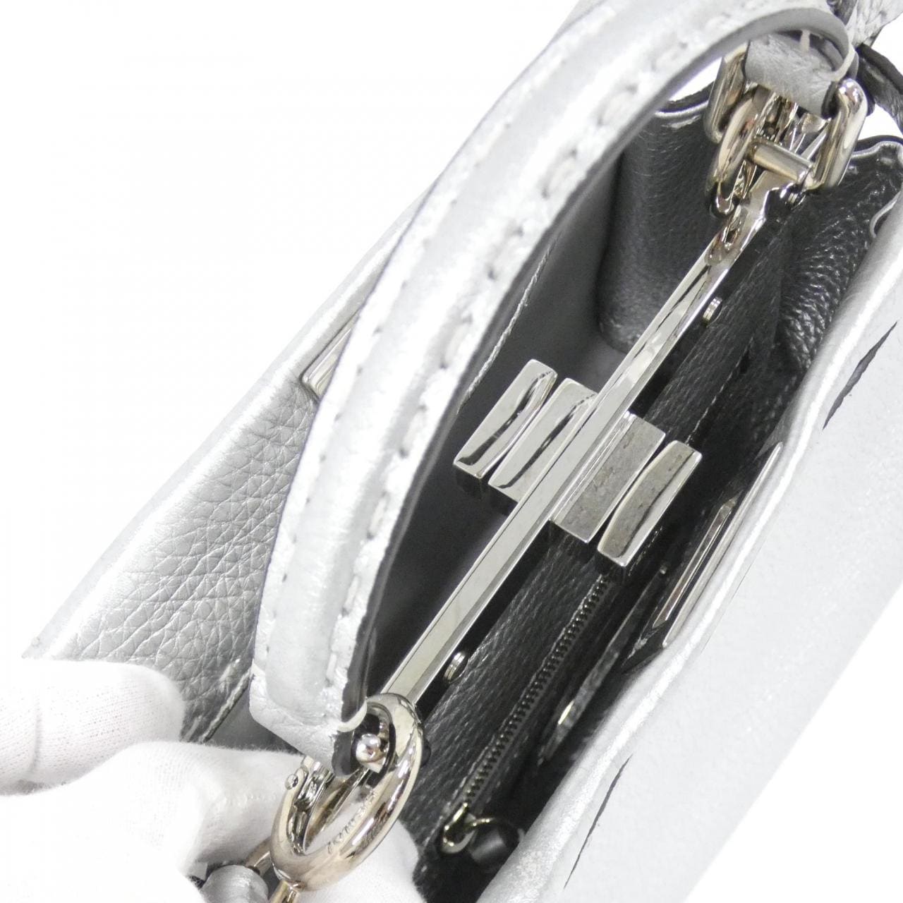 フェンディ ピーカブー 写真7