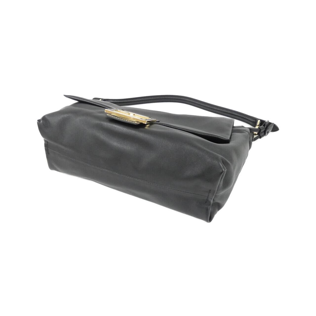 フェンディ バゲット 写真3