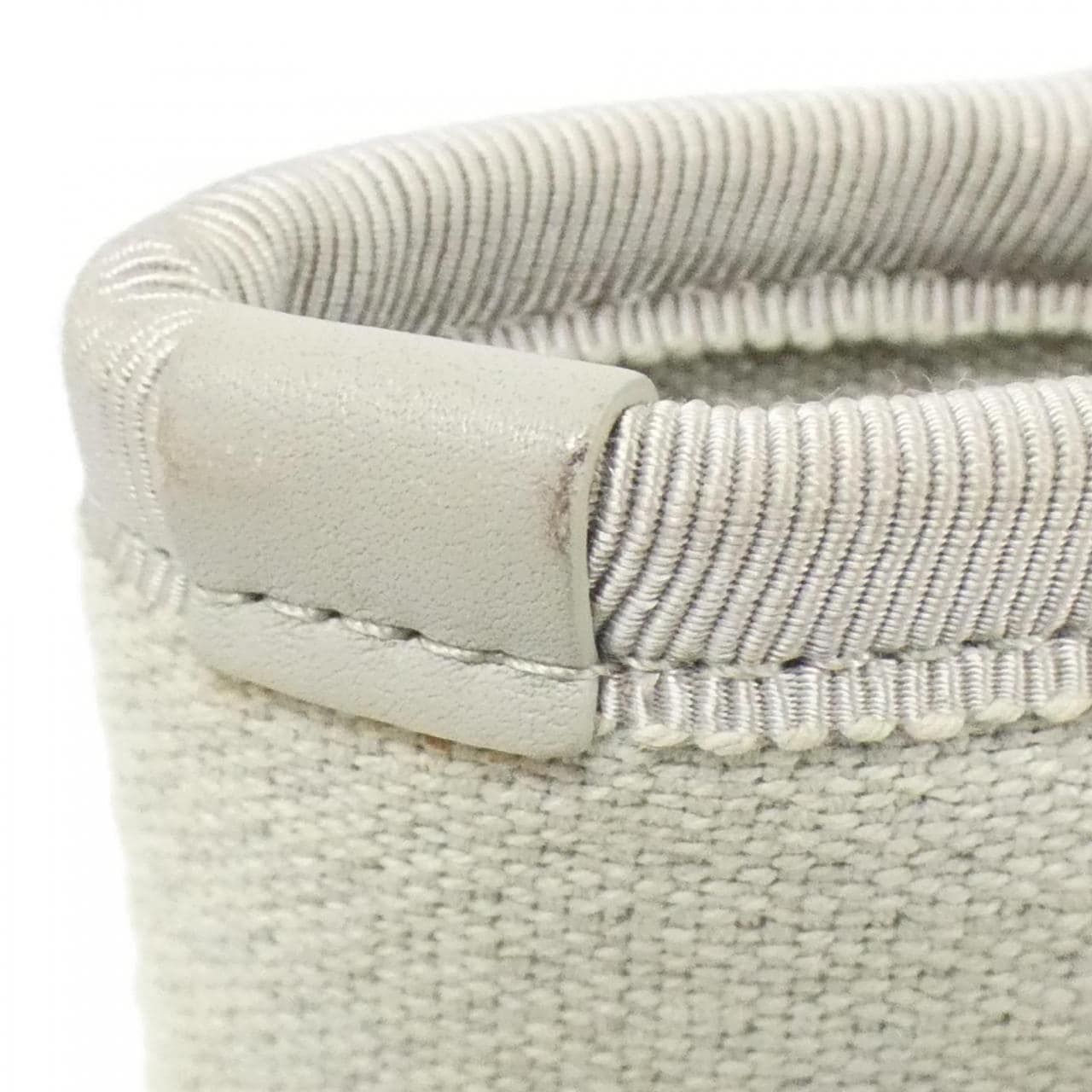 シャネル ドーヴィル 写真6