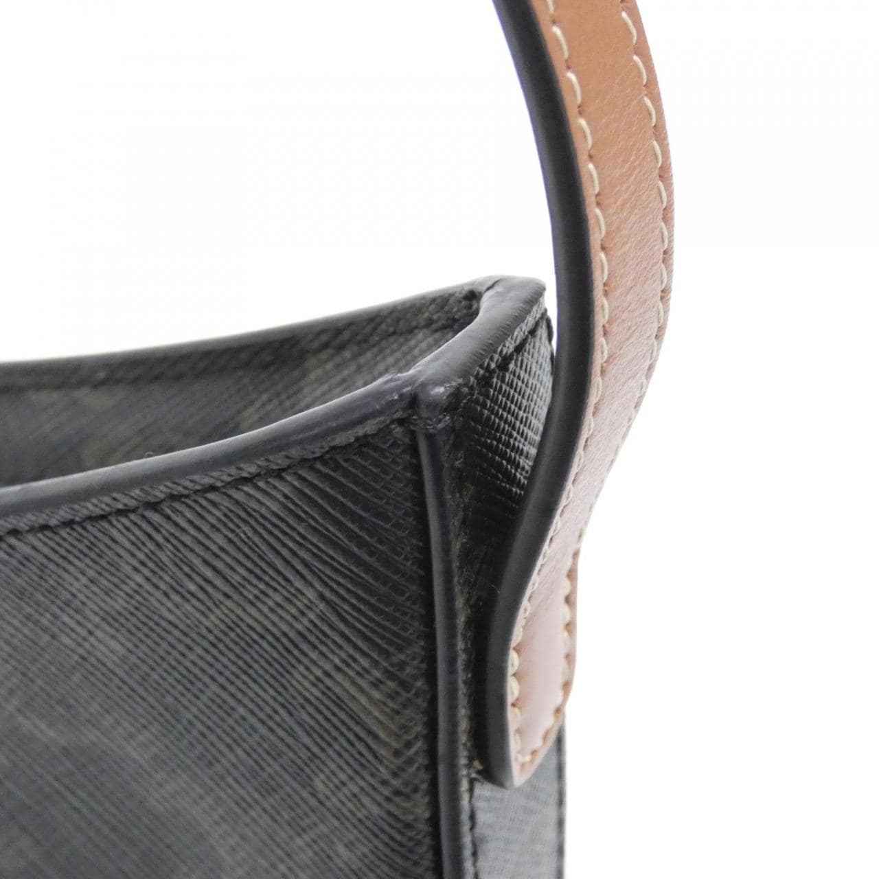 セリーヌ トリオンフ 写真3