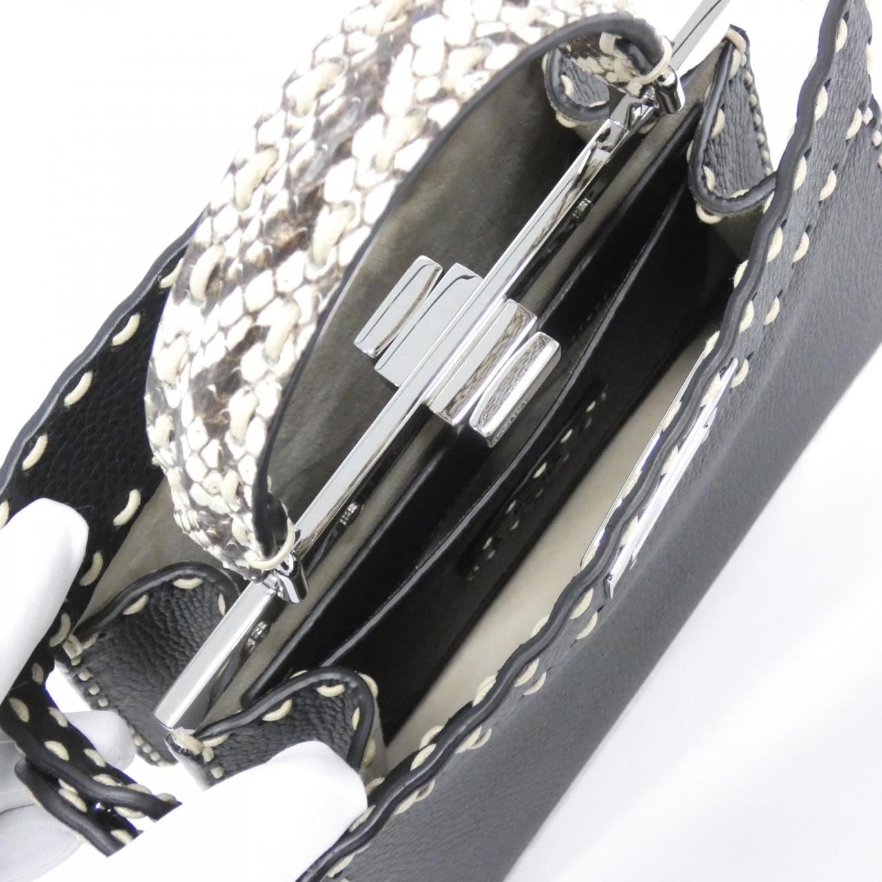 フェンディ ピーカブー 写真6