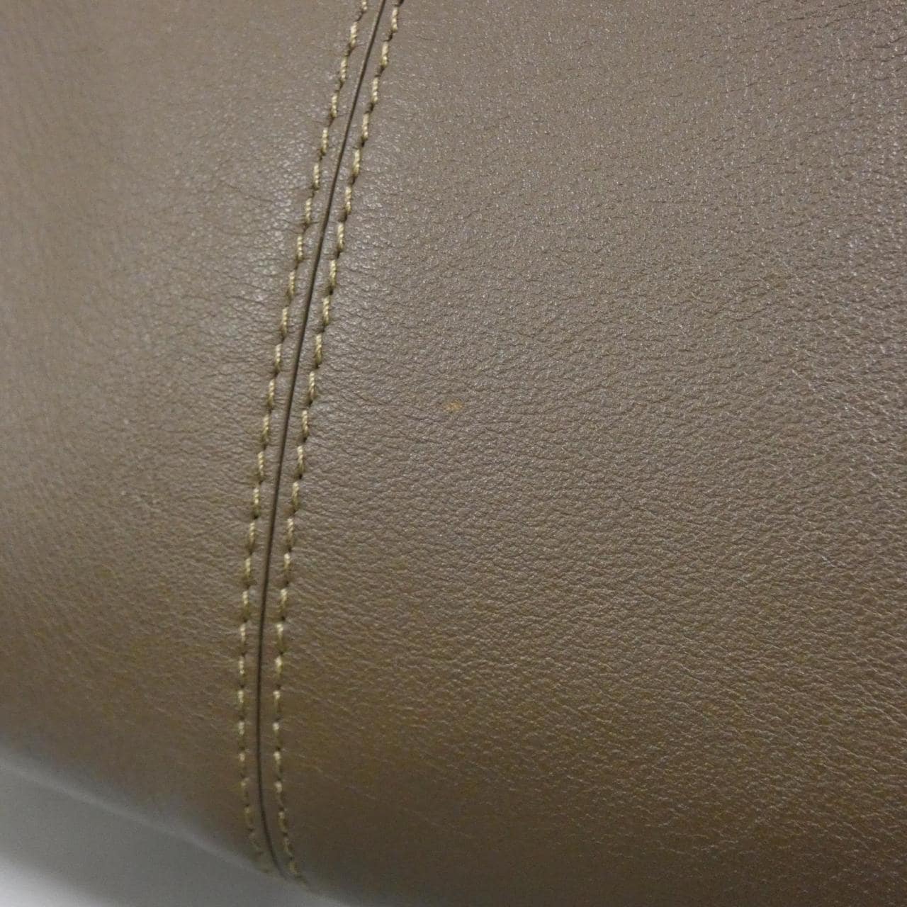 フェンディ ピーカブー 写真5