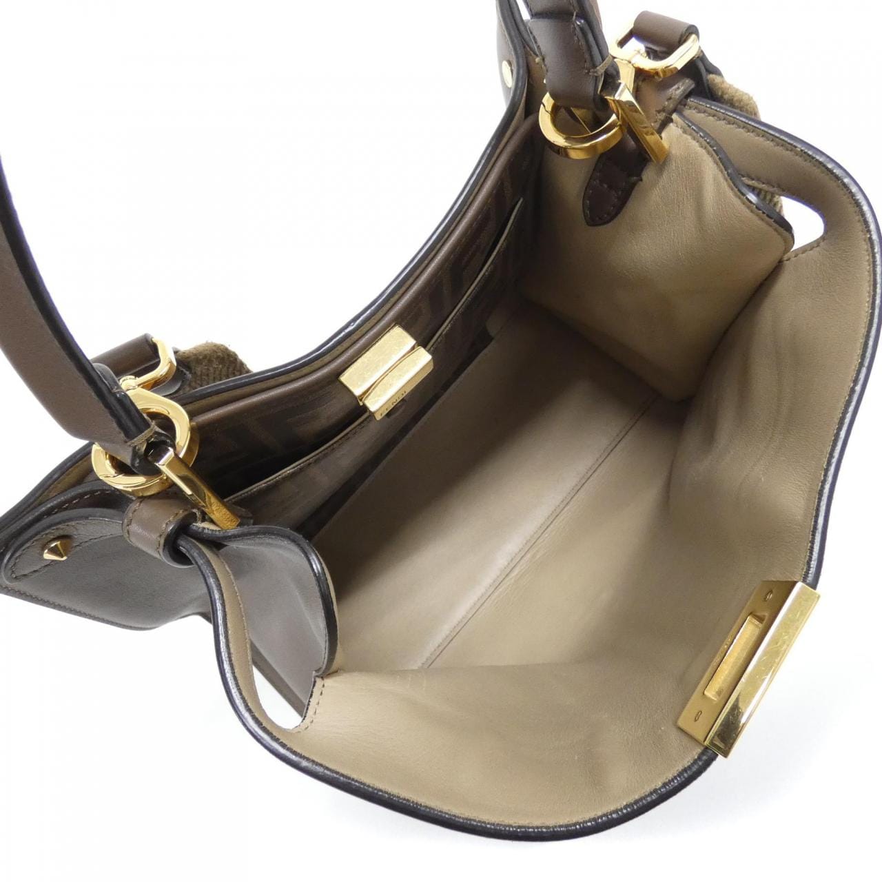 フェンディ ピーカブー 写真9