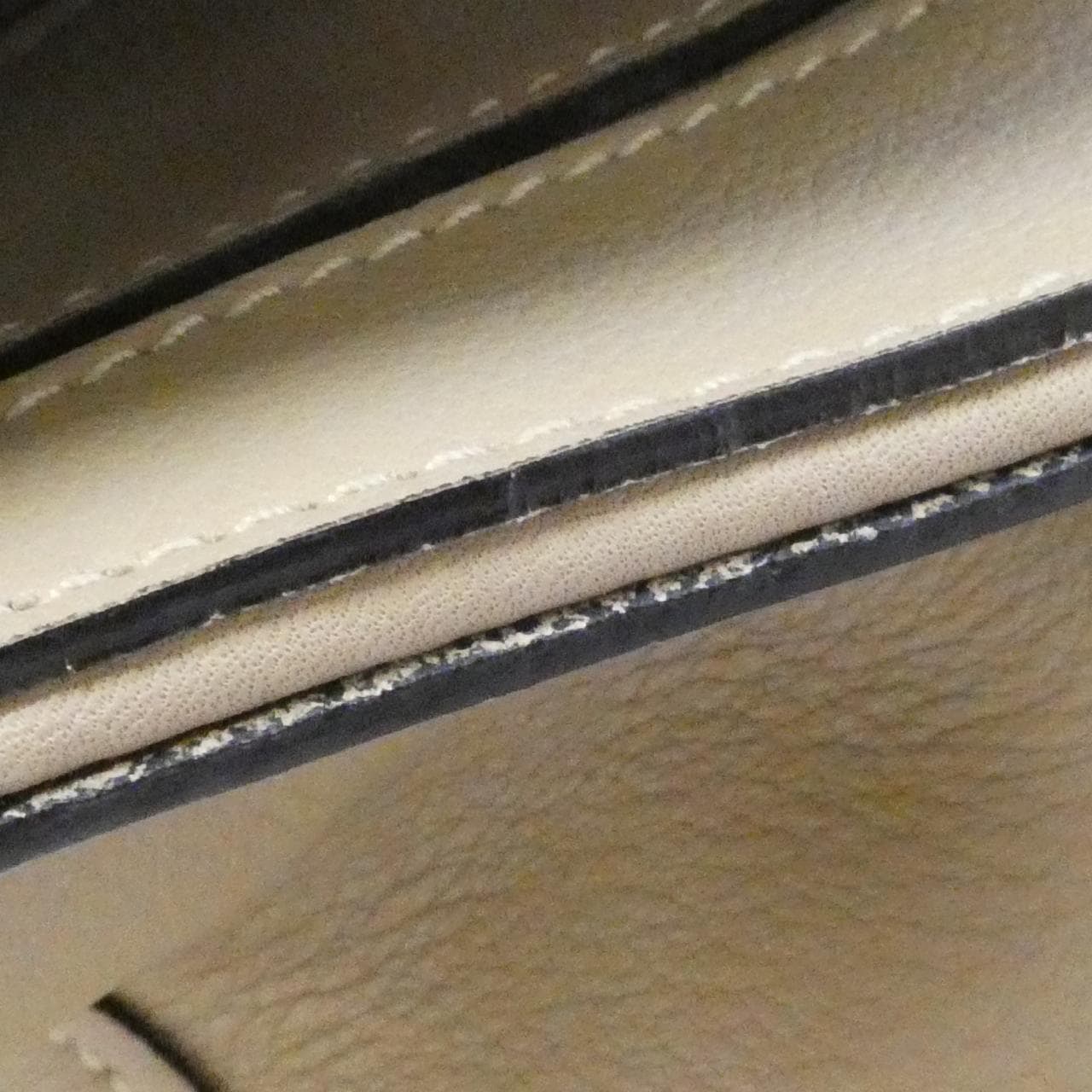 ロエベ パズル 写真4