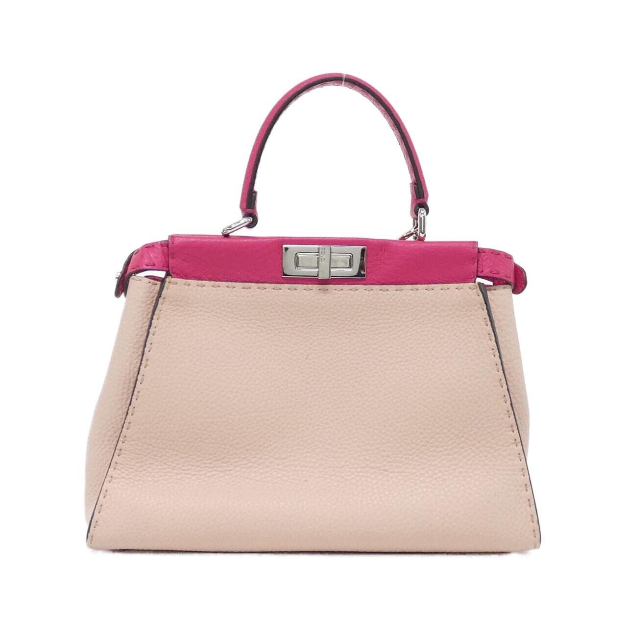 フェンディ ピーカブー 写真2