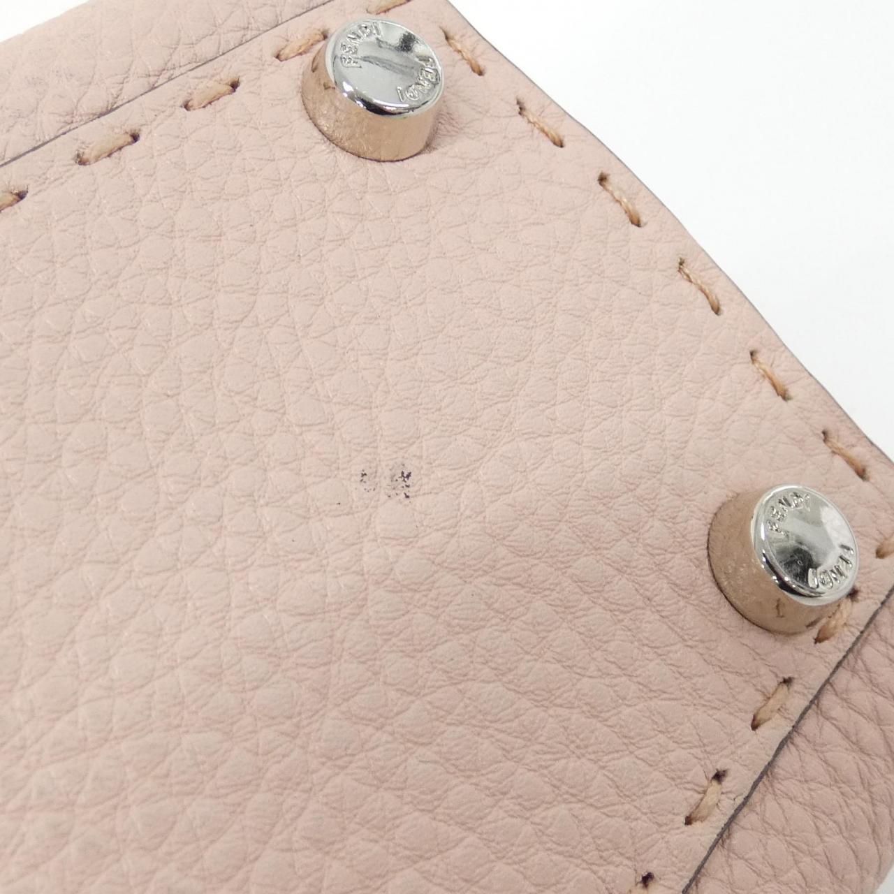 フェンディ ピーカブー 写真3