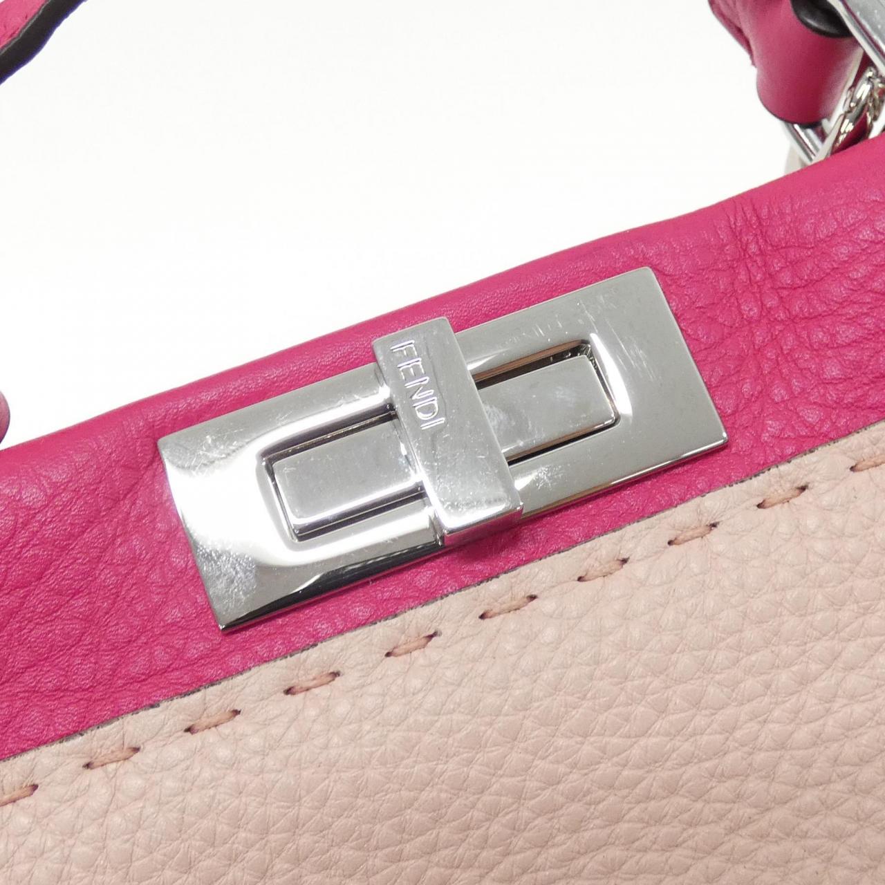 フェンディ ピーカブー 写真5