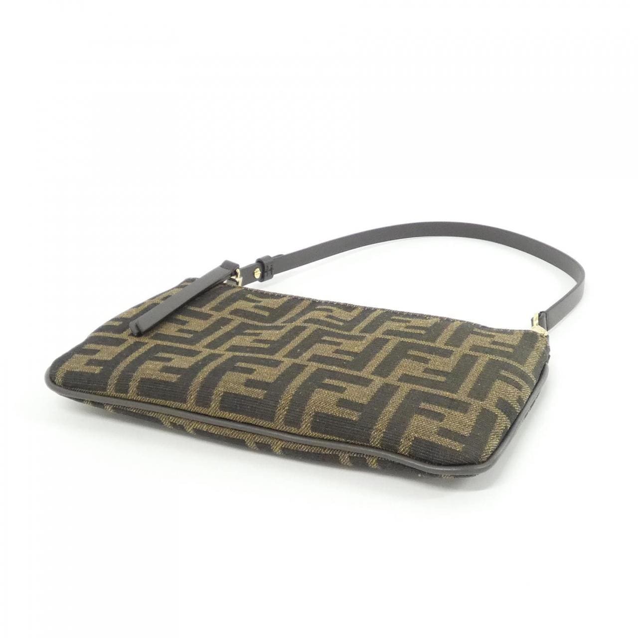 フェンディ バゲット 写真2