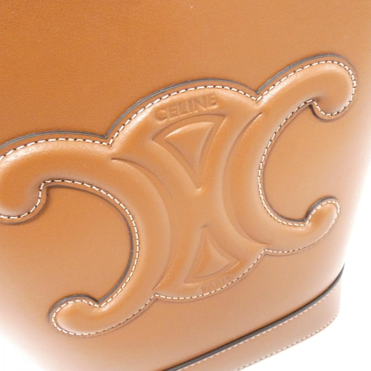 セリーヌ トリオンフ 写真4