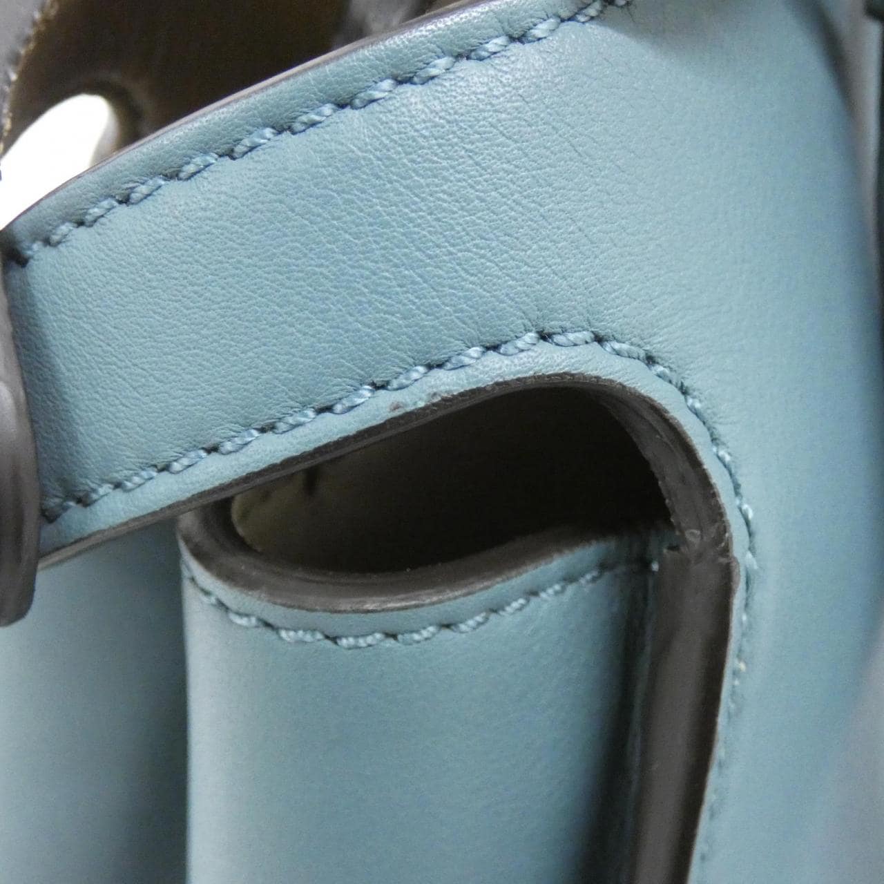 フェンディ ピーカブー 写真5