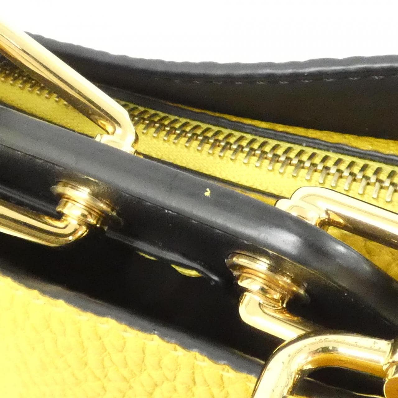 フェンディ ピーカブー 写真5