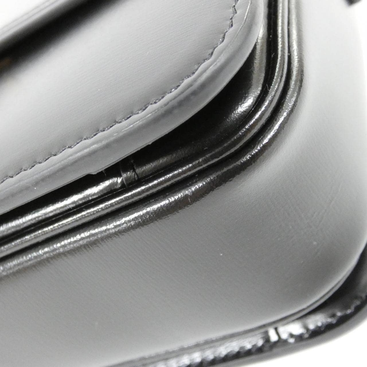 セリーヌ トリオンフ 写真3