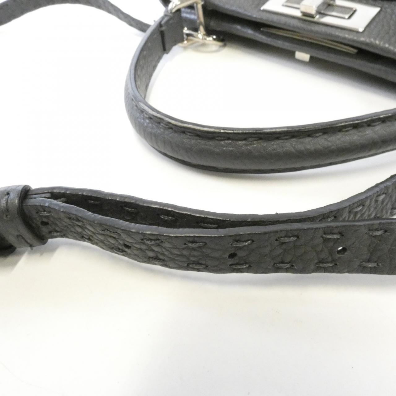 フェンディ ピーカブー 写真5